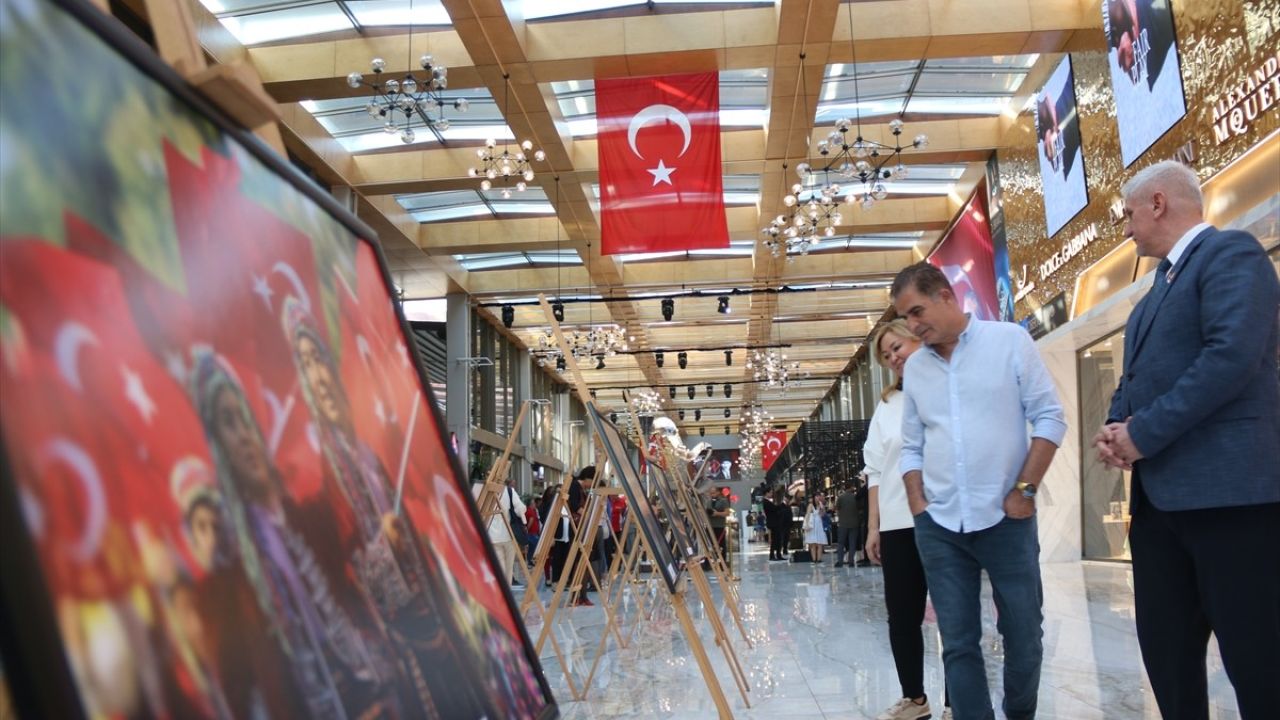 Cumhuriyet'in 101. Yılında Gazete ve Fotoğraf Sergisi Antalya'da Açıldı