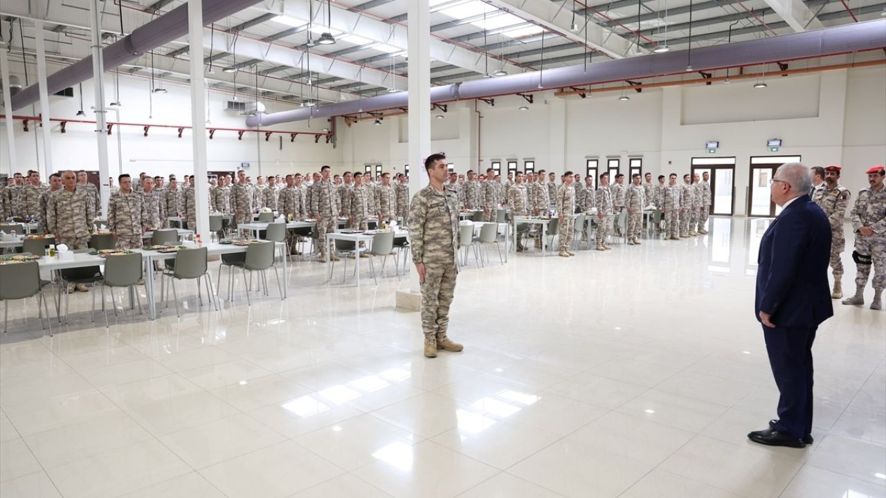 Bakan Güler'den Türk-Katar İşbirliği Vurgusu