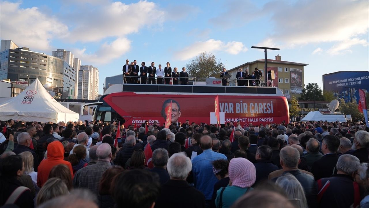 CHP Genel Başkanı Özgür Özel'den Esenyurt'ta Sert Açıklamalar