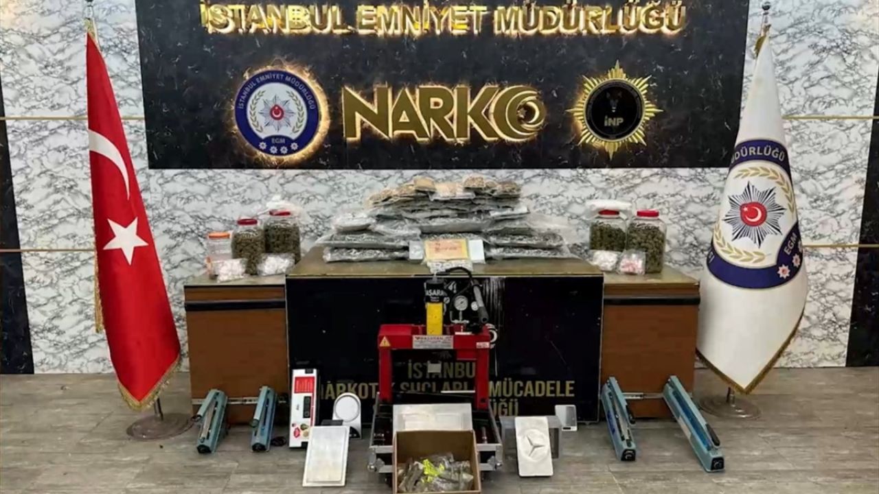 İstanbul'da Narkoçelik-44 Operasyonu: 3 Ton Uyuşturucu Ele Geçirildi