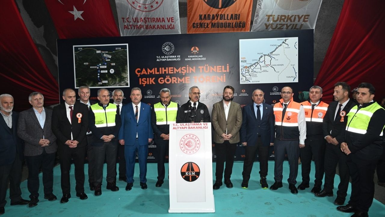 Çamlıhemşin Tüneli Işık Görme Töreni Gerçekleştirildi