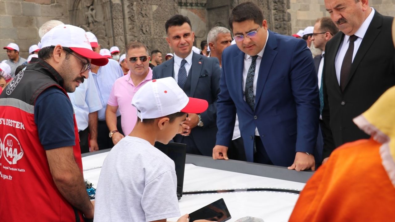 Erzurum'da Umudun Renkleri Sergisi Açıldı