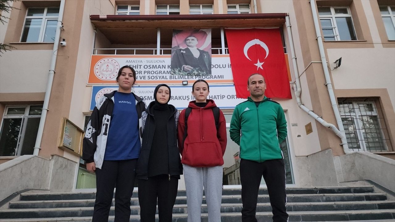 Amasya'dan Kriket Milli Takım Aday Kadrosuna Üç Sporcu Davet Edildi