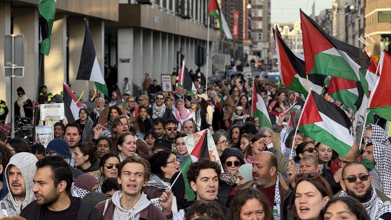 Hollanda'da Balfour Deklarasyonu'na Karşı Protesto