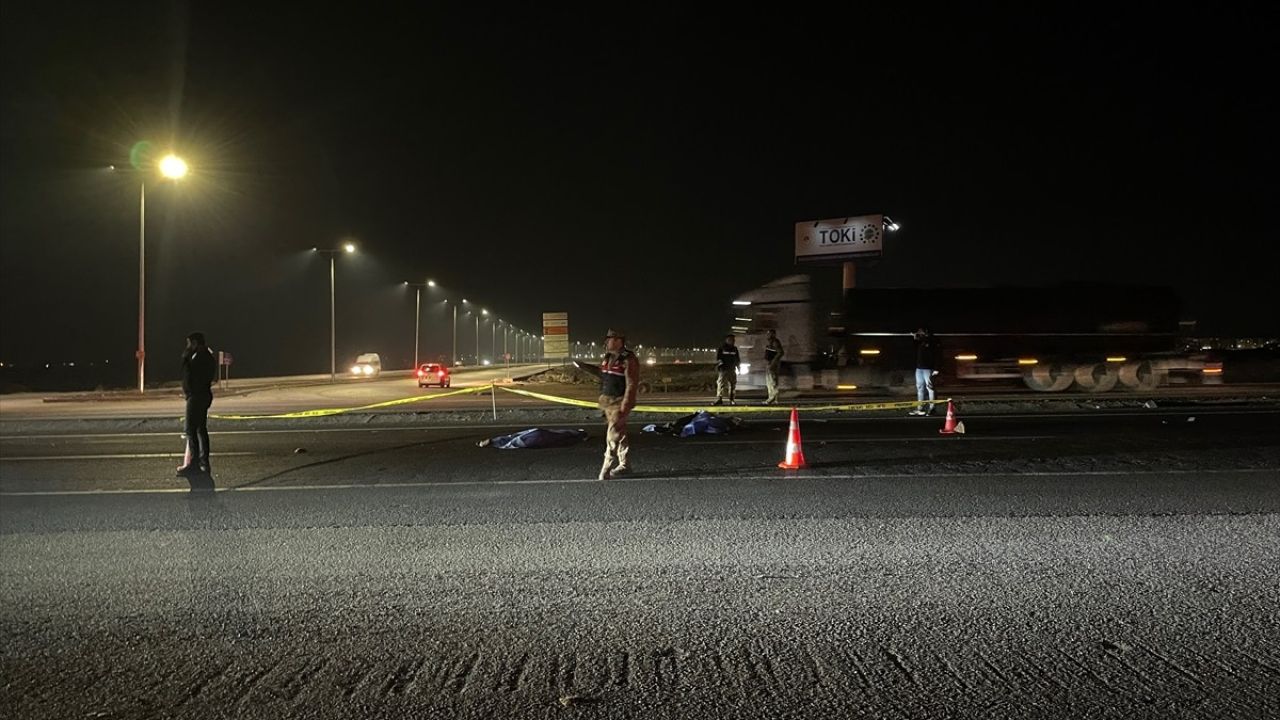 Diyarbakır'da Yaya Trafik Kazasında Hayatını Kaybetti