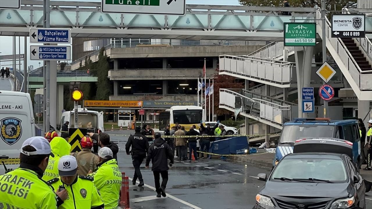 Bakırköy'de Trafik Polisi Şehit Oldu