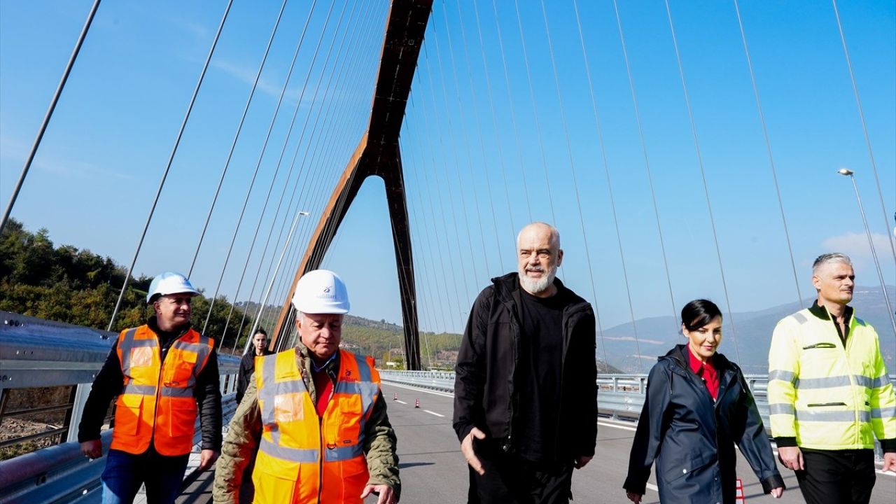 Büyük Kukes Köprüsü Trafiğe Açıldı