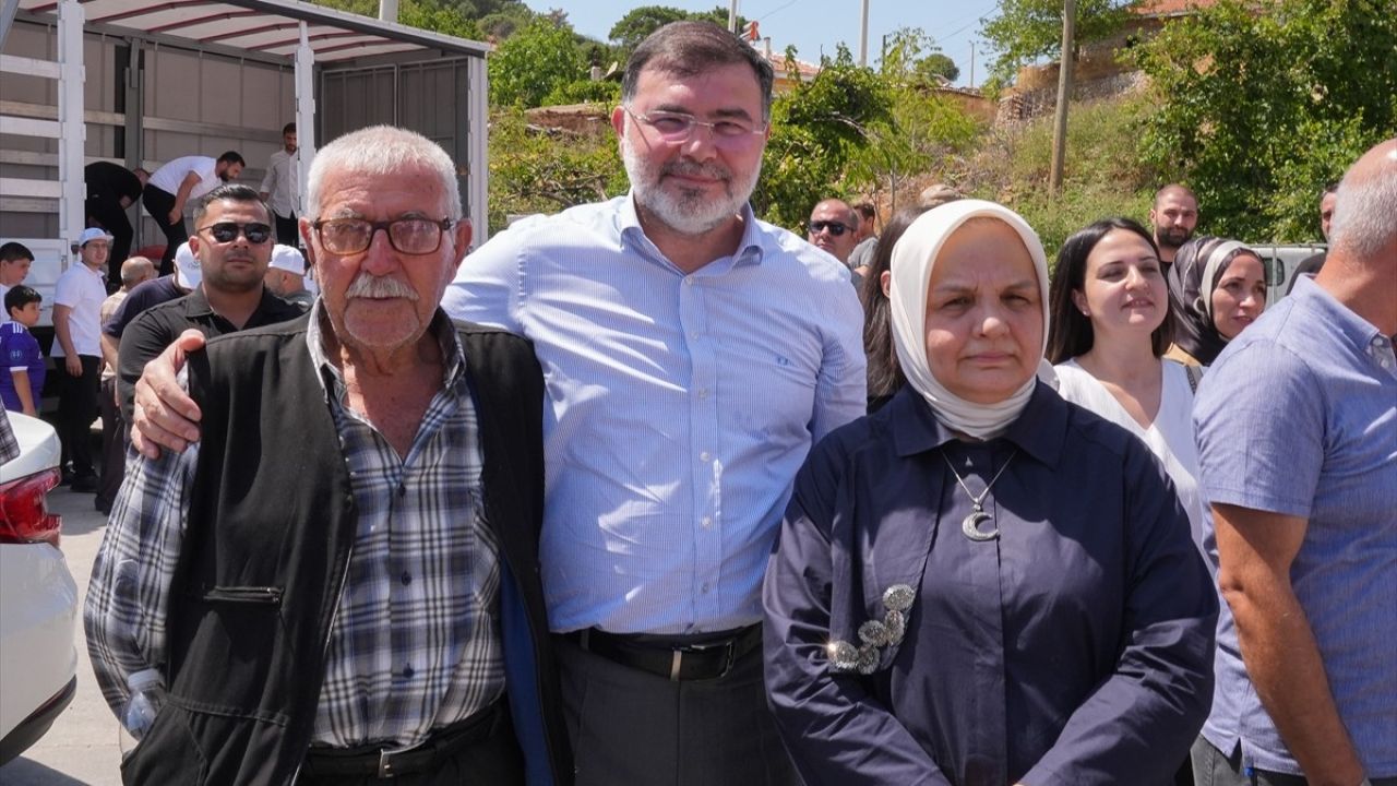 Cumhurbaşkanı Erdoğan, İzmir Yangınında Vatandaşlarla Temas Kurdu