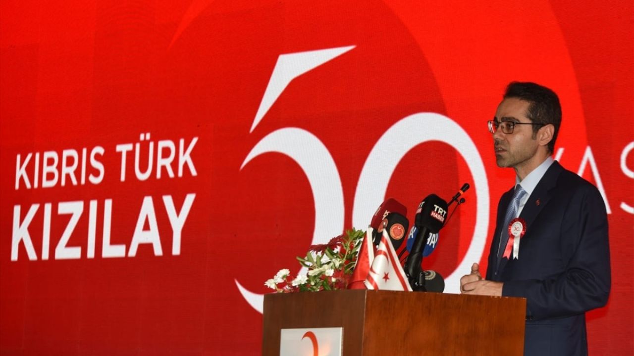 Kıbrıs Türk Kızılayı 50. Yılında Büyüledi