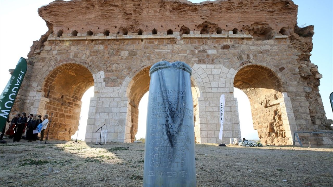 Tralleis Antik Kenti'nde Notalı Müzik Dinleti ve Dans Gösterisi