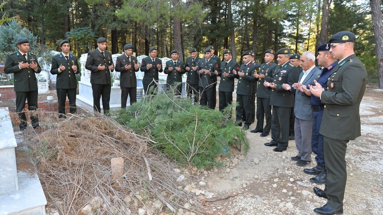 Döndü Nine'den Mehmetçik'e Son Veda