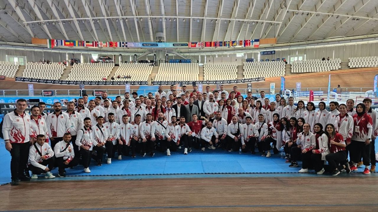 Milli Sporcular Avrupa Kick Boks Şampiyonası'ndan 12 Madalya ile Döndü