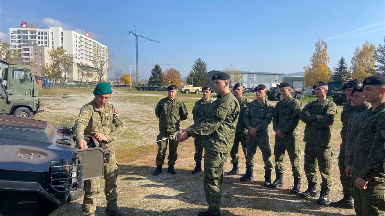 Kosova'da Türk Zırhlısı Cobra Eğitimi