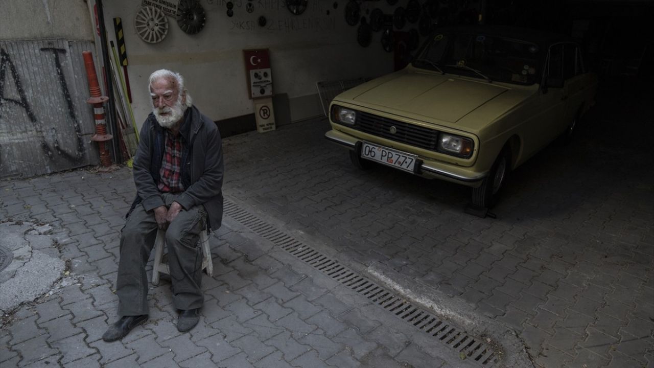 Yerli Anadol'a Gözü Gibi Bakan Emekli Memur: Hasan Fehmi Ayan