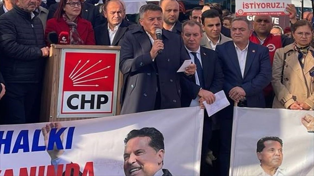 Esenyurt'ta CHP Genel Başkan Yardımcısı Ulaş Karasu'dan Destek Konuşması