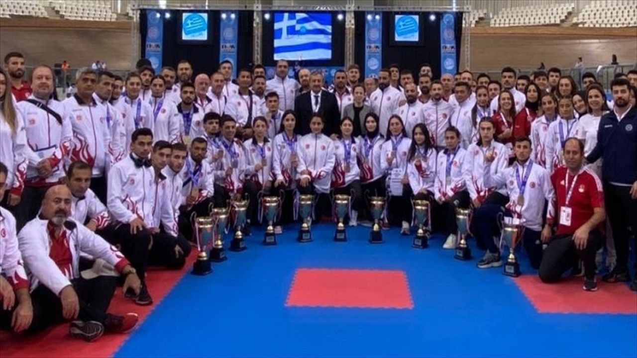 Türk Kick Boks Takımı Avrupa İkincisi Oldu