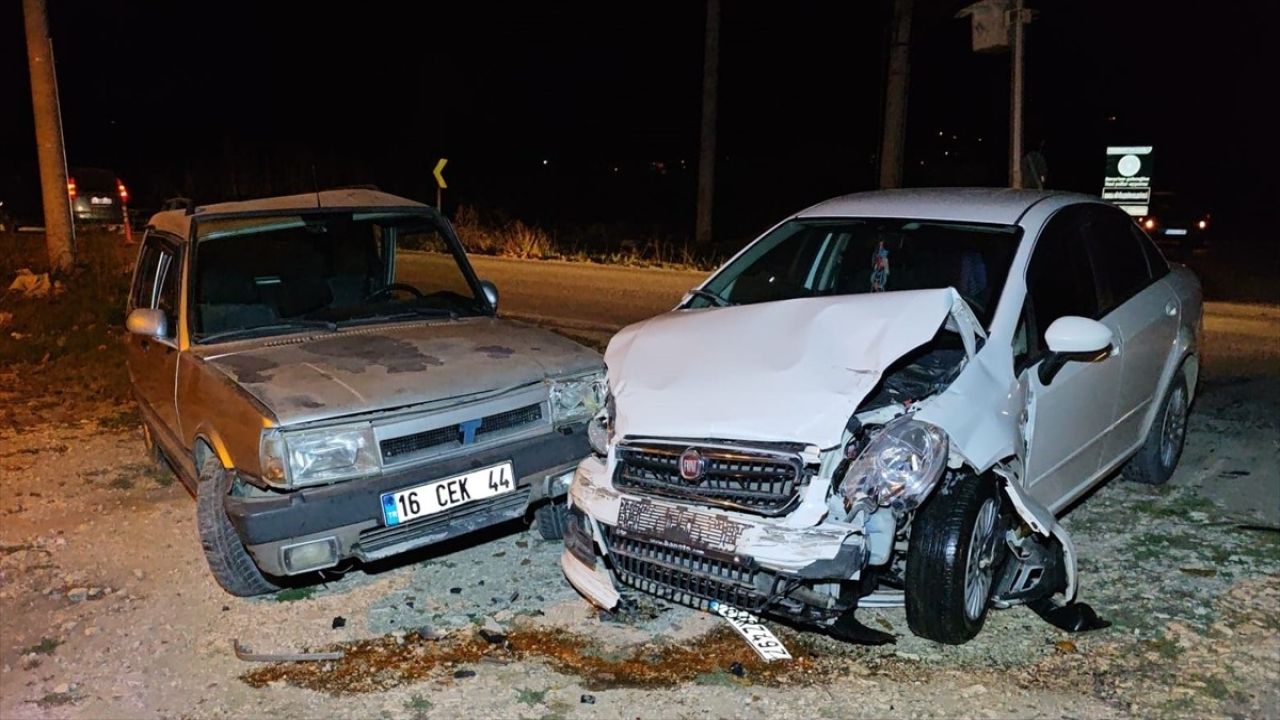 Bursa'da Trafik Kazası: 6 Yaralı