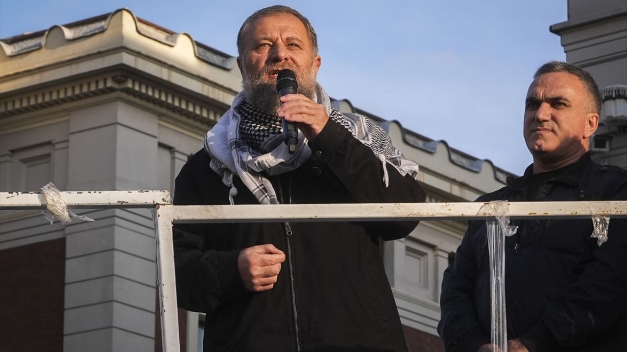 İstanbul'da Gazze Saldırıları Protesto Edildi