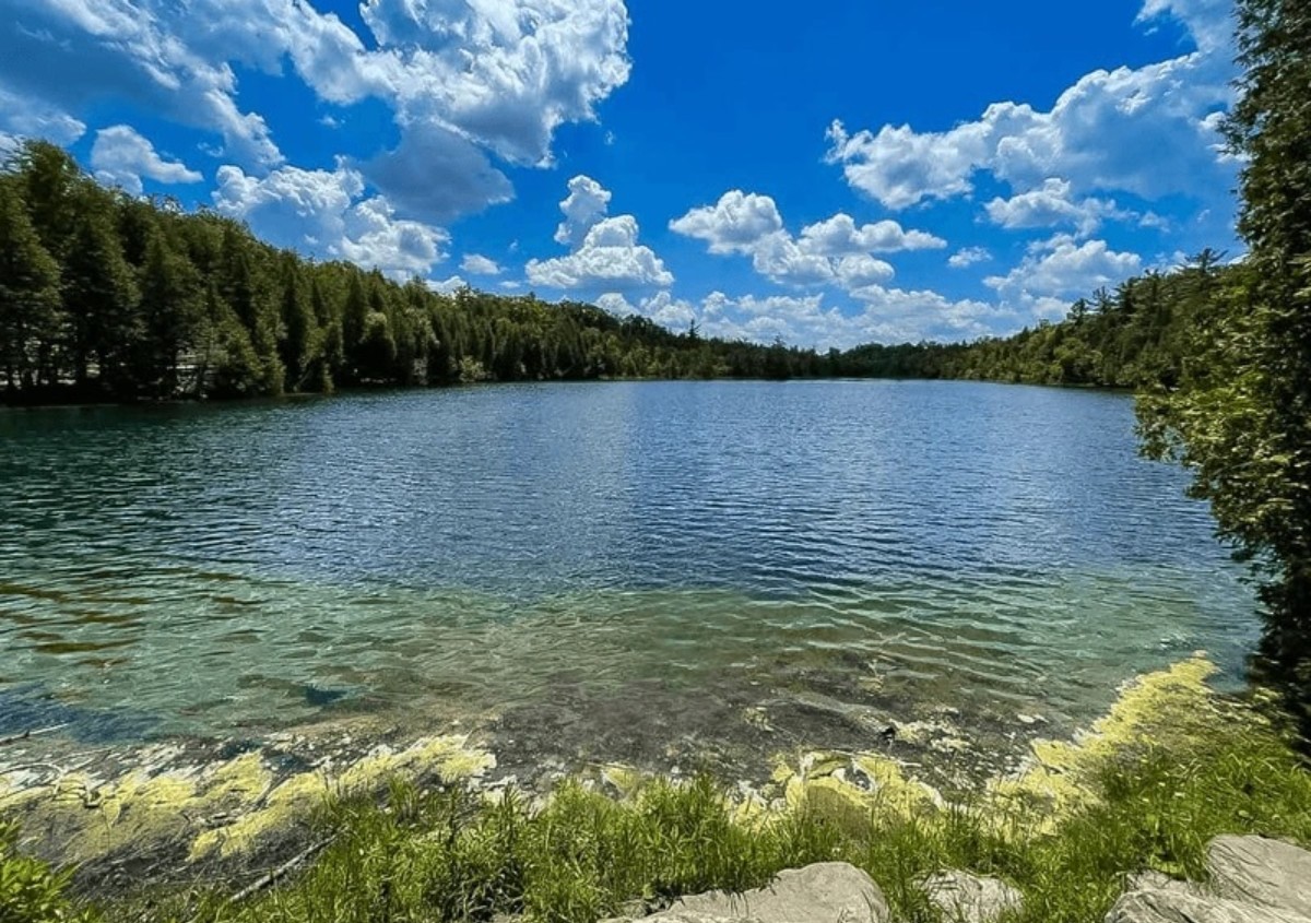 Crawford Gölü dipsiz göl
