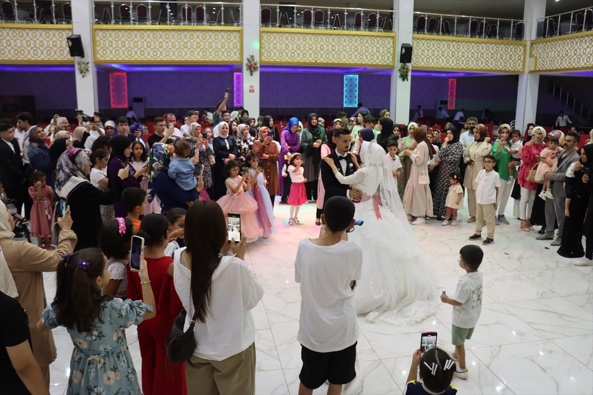 Adıyamanlı Muhammed Furkan Avcı, Çin'de garsonluk yaparken tanıştığı Ma Fang ile düzenlenen...