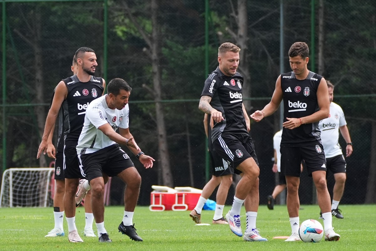 Beşiktaş, UEFA Avrupa Ligi play-off turunda yarın deplasmanda İsviçre'nin Lugano ekibiyle yapacağı...