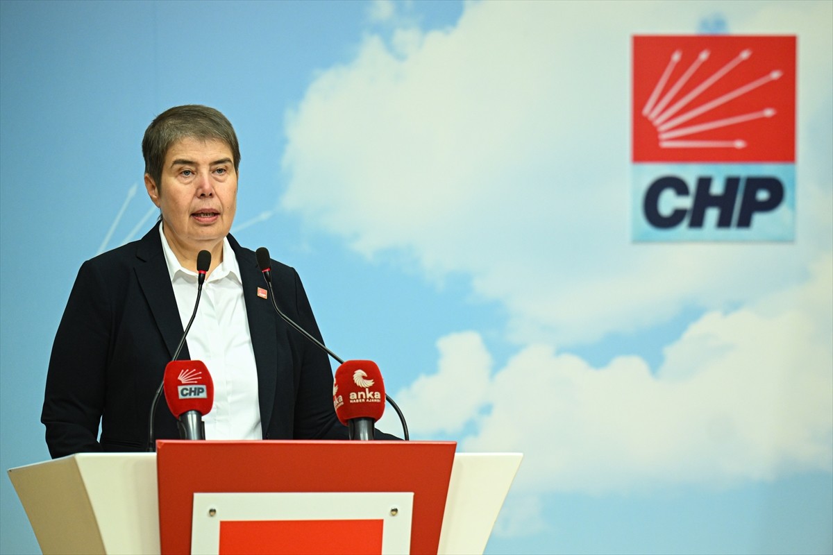 CHP Genel Başkan Yardımcısı Zeliha Aksaz Şahbaz, parti genel merkezinde, 6 Şubat 2023'te meydana...