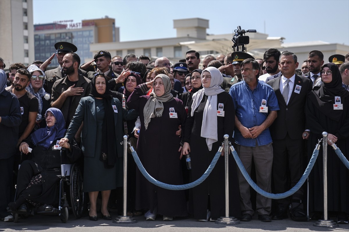 Irak'ın kuzeyinde el yapımı patlayıcının patlaması sonucu ağır yaralanan ve tedavi gördüğü...