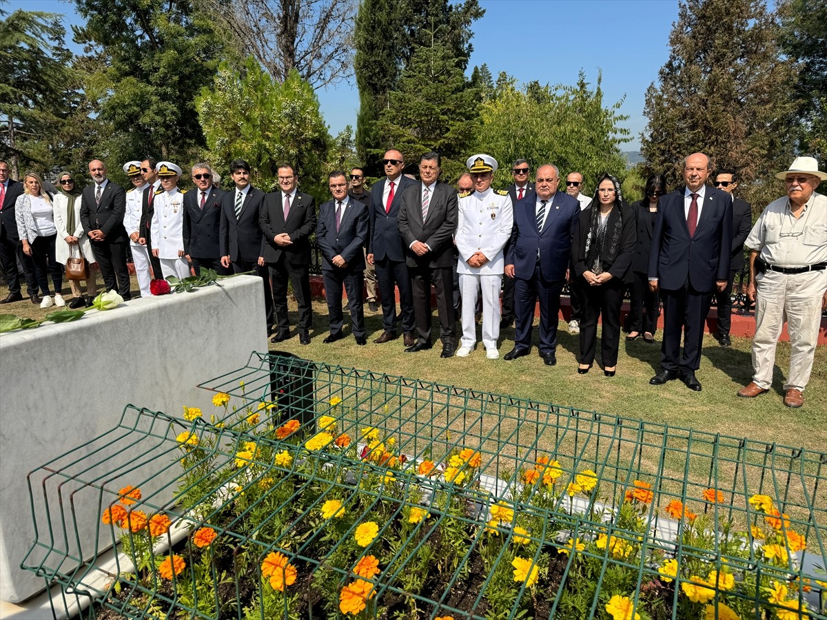 Kuzey Kıbrıs Türk Cumhuriyeti (KKTC) Cumhurbaşkanı Ersin Tatar (sağda), Bartın'da ziyaretler...