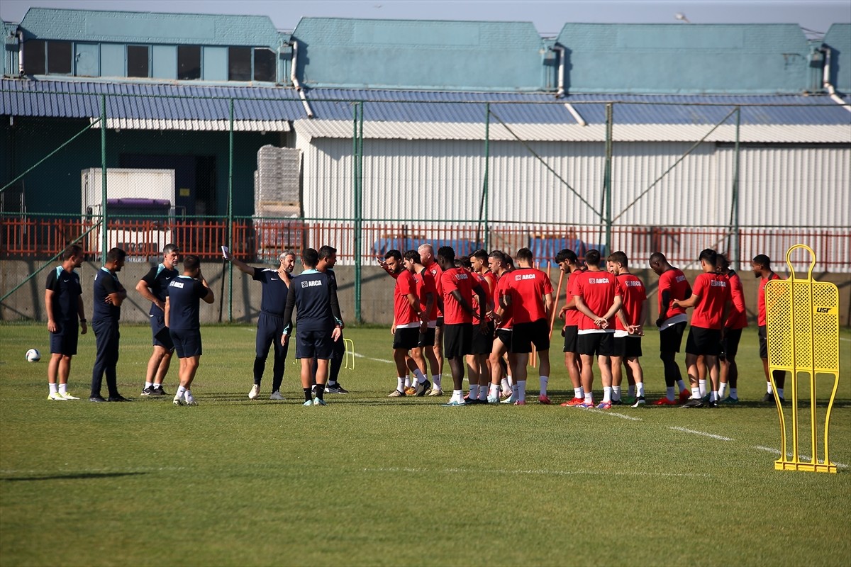 Ahlatcı Çorum FK, Trendyol 1. Lig'in 3. haftasında 25 Ağustos Pazar günü deplasmanda Teksüt...