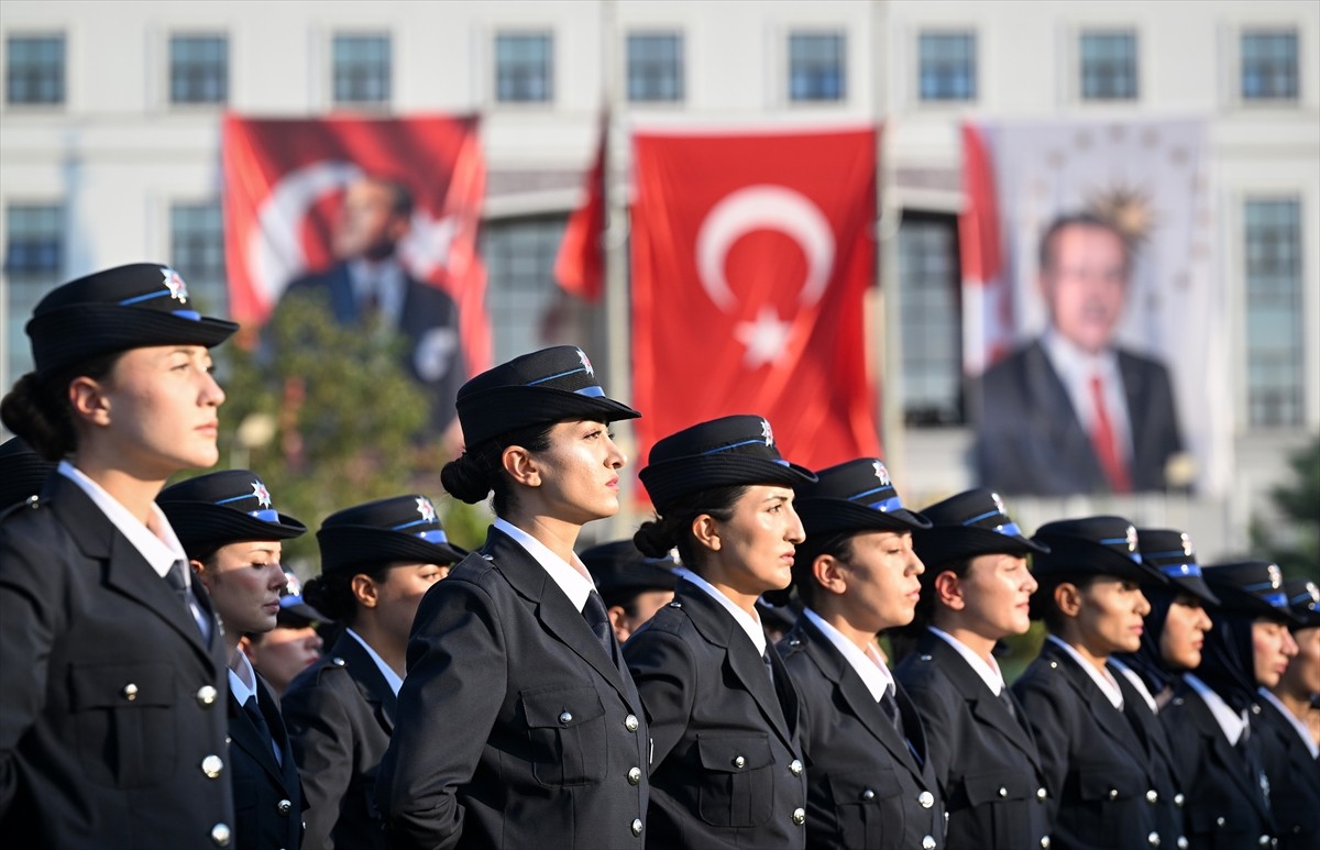 Ankara'nın Gölbaşı ilçesindeki Polis Akademisi Başkanlığı'nda, 30'uncu Dönem Polis Meslek Eğitim...