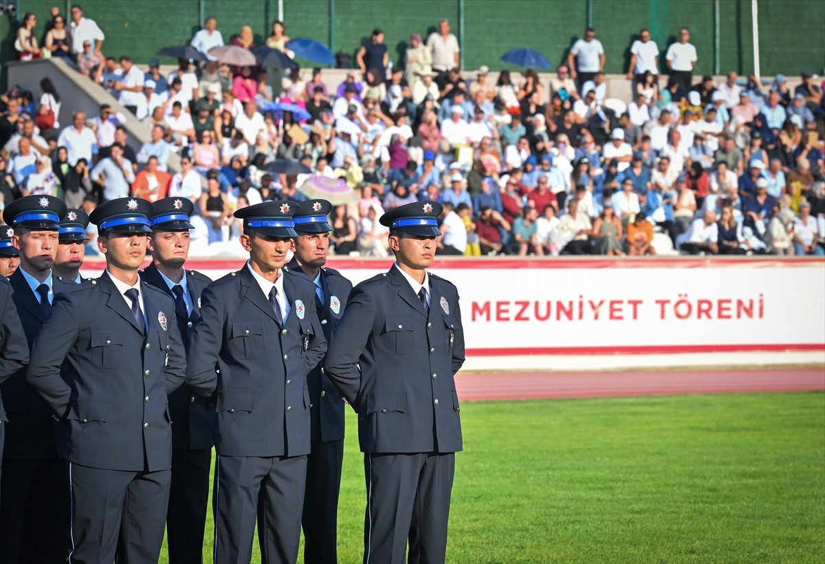 Ankara'nın Gölbaşı ilçesindeki Polis Akademisi Başkanlığı'nda, 30'uncu Dönem Polis Meslek Eğitim...