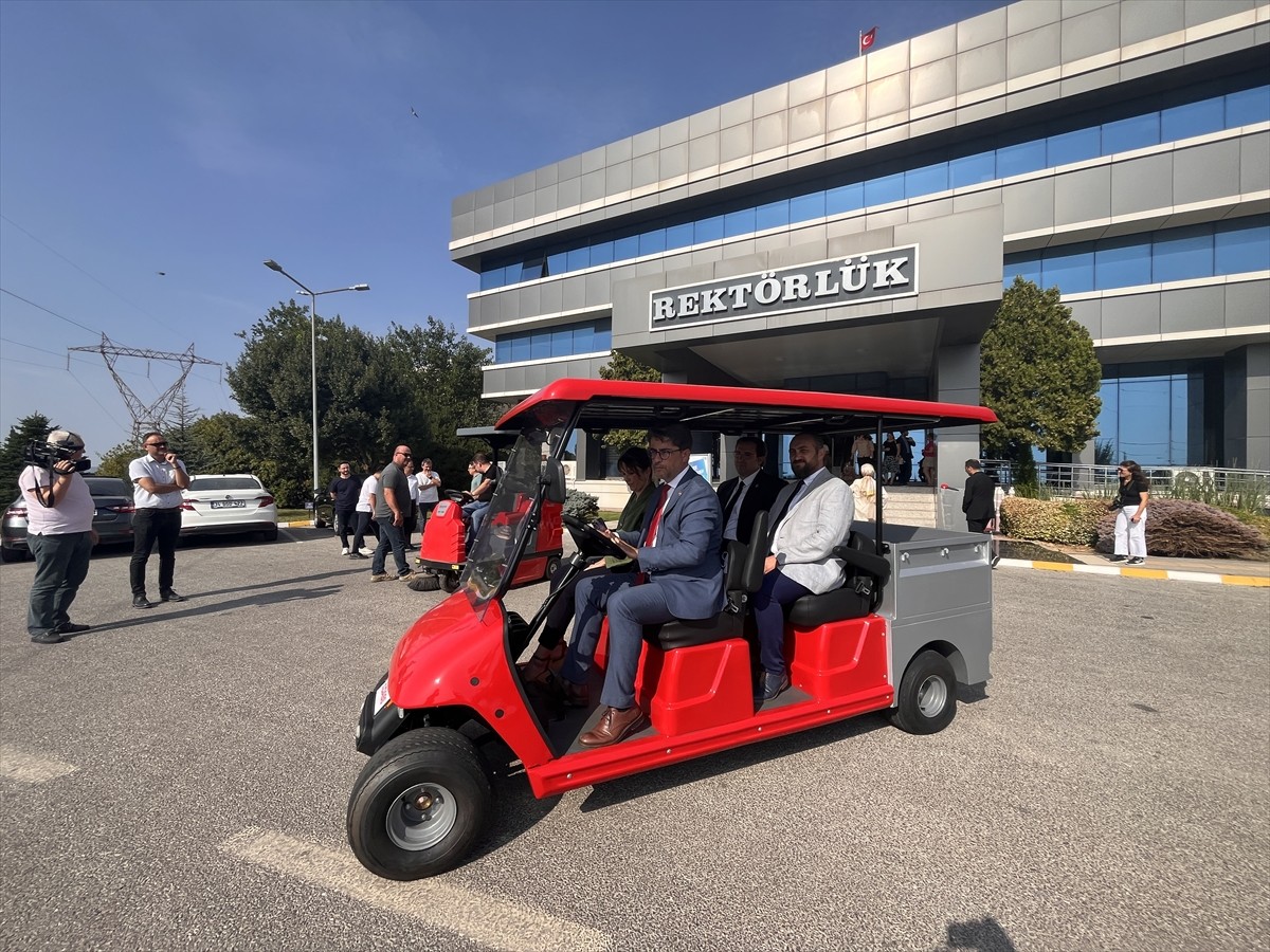 Çanakkale Onsekiz Mart Üniversitesi (ÇOMÜ) tarafından başlatılan Avrupa Yeşil Mutabakatı'na...