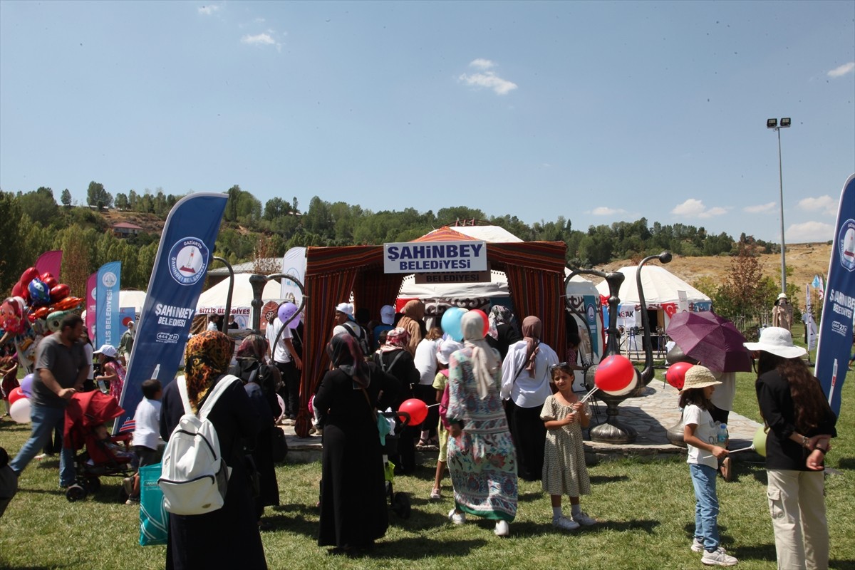 Bitlis'in Ahlat ilçesinde, Malazgirt Zaferi'nin 953. yıl dönümü kapsamında düzenlenen etkinlikler...