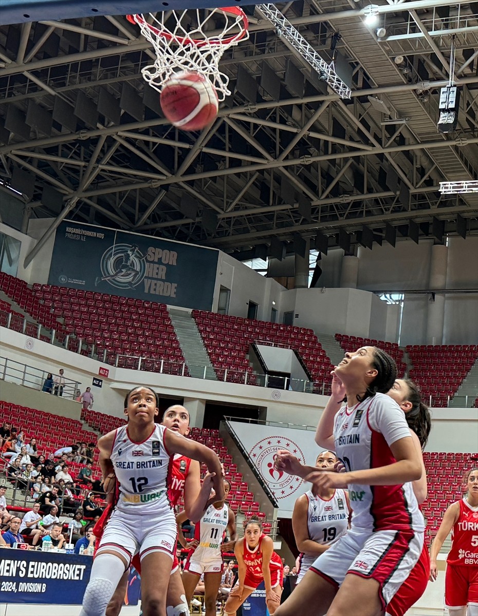 FIBA 16 Yaş Altı Kadınlar B Kategorisi Avrupa Basketbol Şampiyonası üçüncülük maçında Türkiye ile...