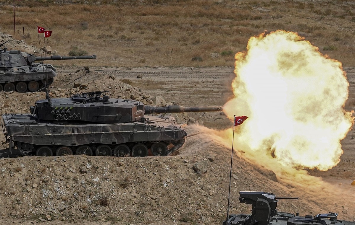 Kara Kuvvetleri Komutanlığı bünyesinde hizmet veren "Tank Okul Komutanlığı" tarafından, TSK'nın...