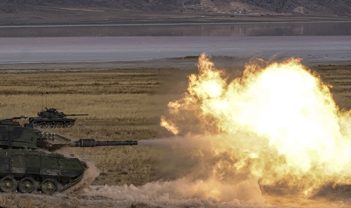 Kara Kuvvetleri Komutanlığı bünyesinde hizmet veren "Tank Okul Komutanlığı" tarafından, TSK'nın...