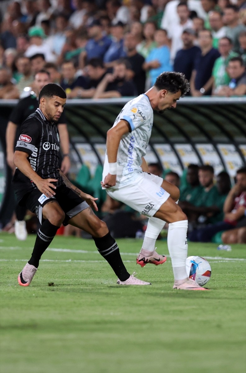 Trendyol Süper Lig'in üçüncü haftasında Sipay Bodrum FK ile TÜMOSAN Konyaspor takımları Bodrum...