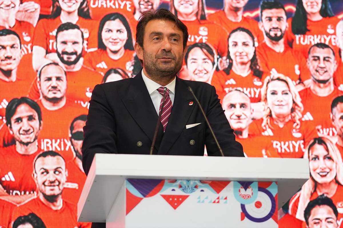 Gençlik ve Spor Bakanı Osman Aşkın Bak, Paris 2024 Paralimpik Oyunları'nda mücadele edecek milli...