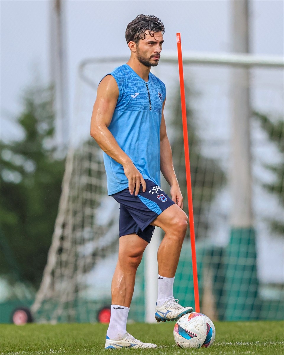 Trabzonspor, UEFA Konferans Ligi play-off turu rövanşında sahasında İsviçre'nin St. Gallen...