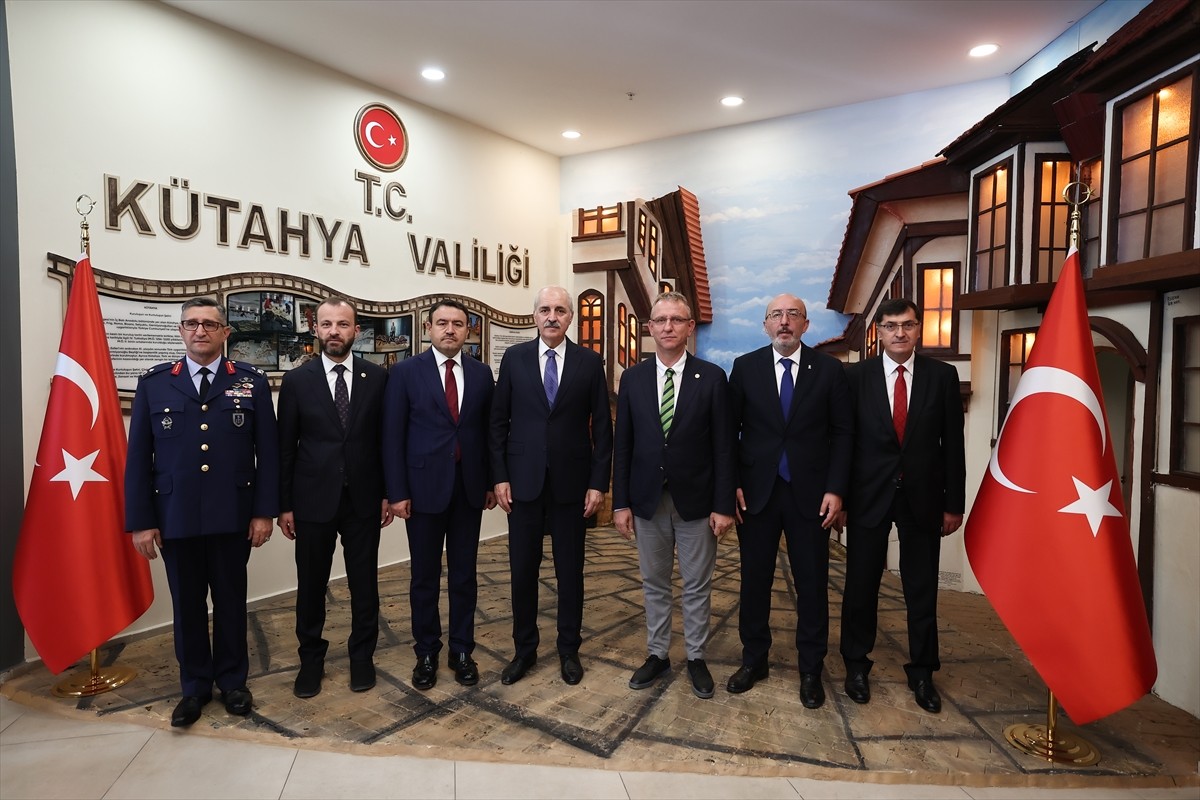 Türkiye Büyük Millet Meclisi (TBMM) Başkanı Numan Kurtulmuş (sağda), Büyük Taarruz Zafer Haftası...