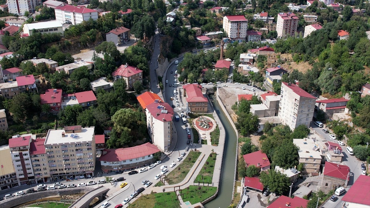 Çevre, Şehircilik ve İklim Değişikliği Bakanlığı, "Bitlis Tarihi Kent Merkezi Kentsel Yenileme ve...