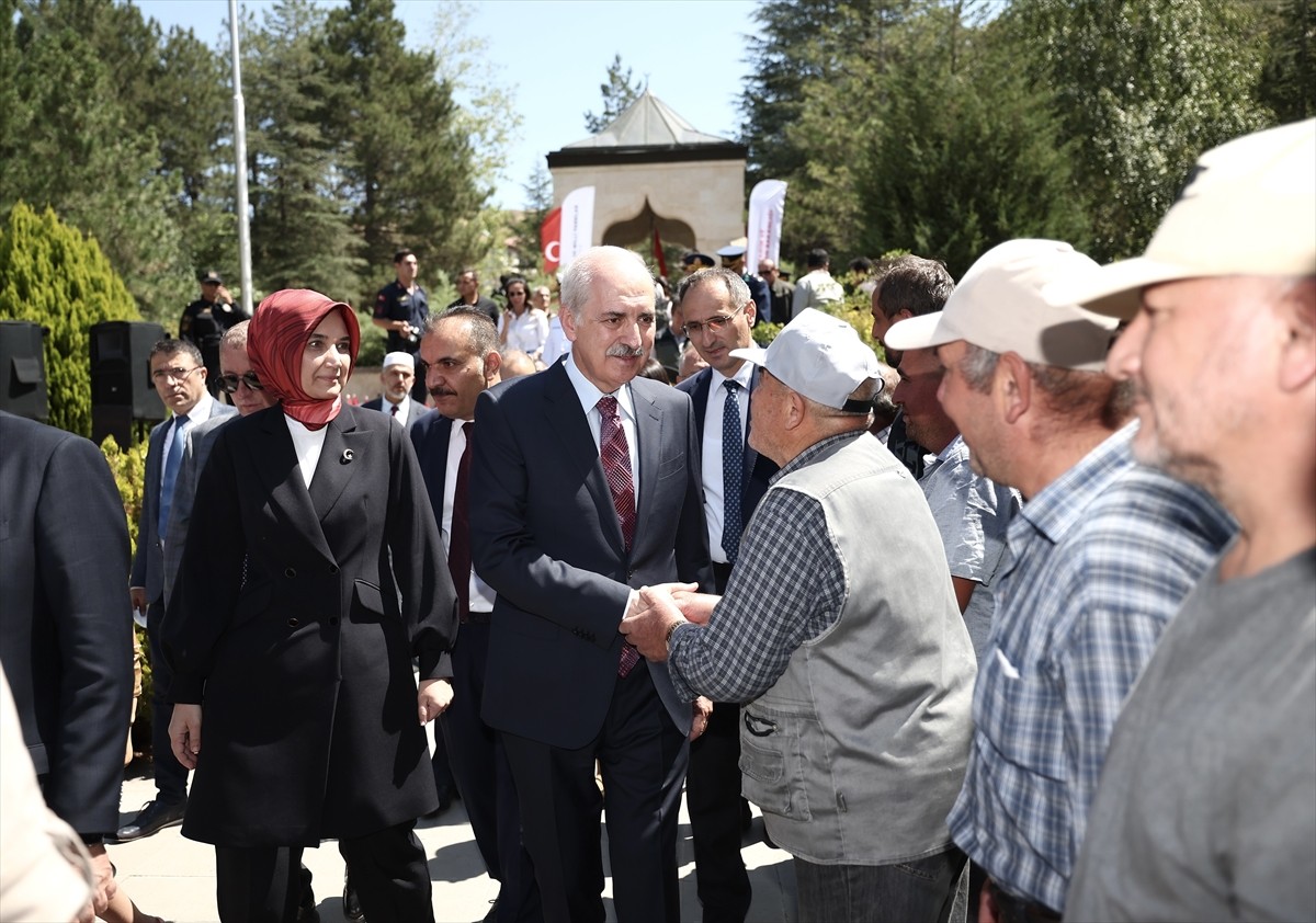 TBMM Başkanı Numan Kurtulmuş, Büyük Taarruz emrinin verildiği Kocatepe'deki Başkomutan Mustafa...