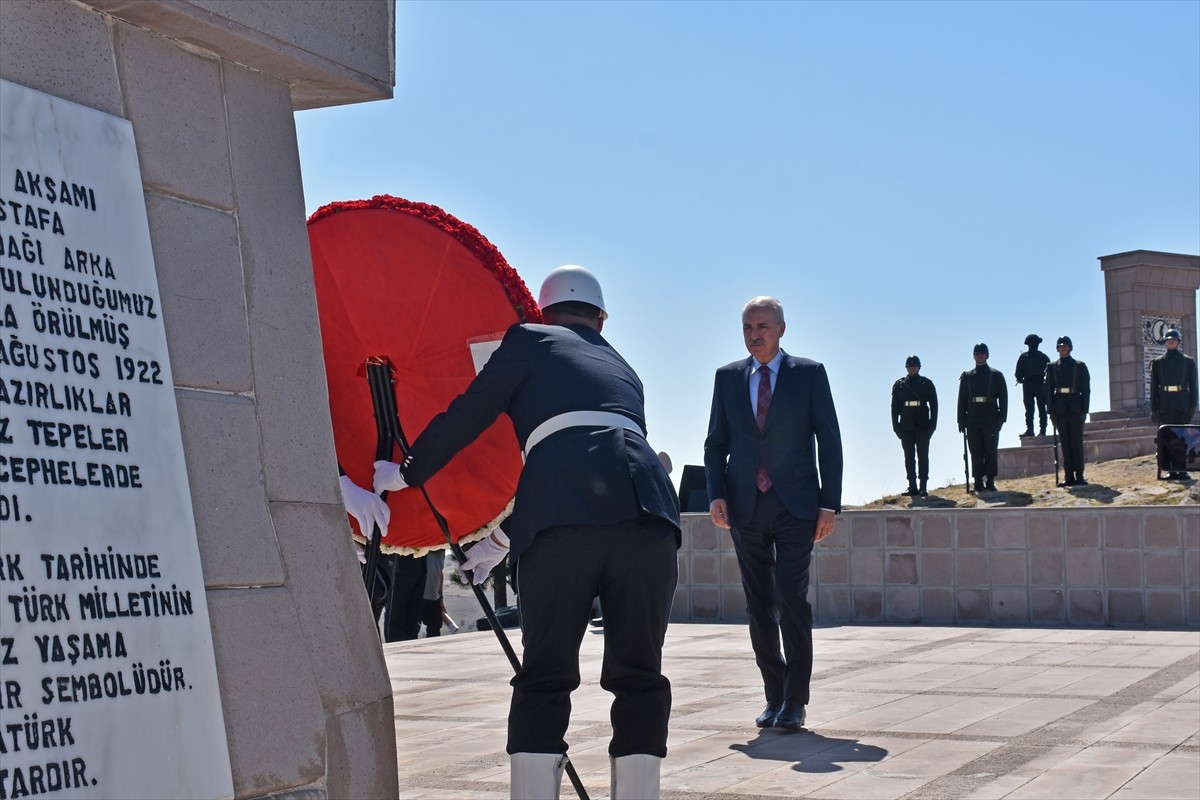 TBMM Başkanı Numan Kurtulmuş, Büyük Taarruz emrinin verildiği Kocatepe'deki Başkomutan Mustafa...