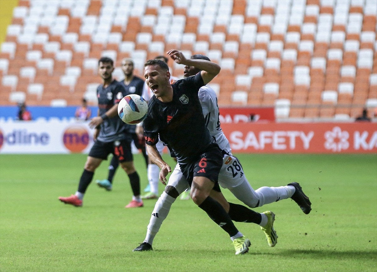 Trendyol 1. Lig'in 3. haftasında Adanaspor ile Siltaş Yapı Pendikspor, Yeni Adana Stadyumu’nda...