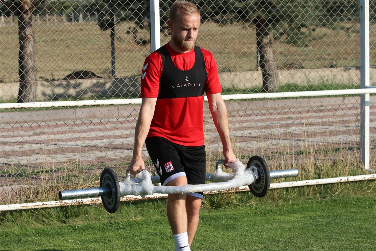 Net Global Sivasspor, Trendyol Süper Lig'in 4. haftasında deplasmanda Beşiktaş ile yapacağı maçın...