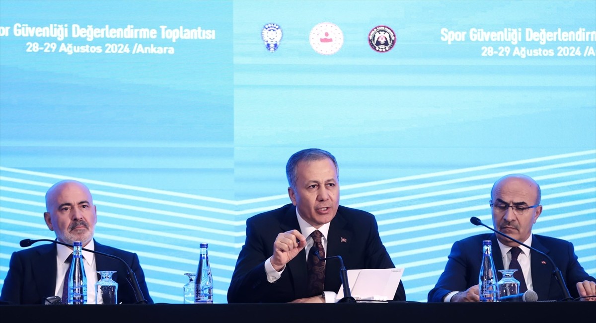 İçişleri Bakanı Ali Yerlikaya,  Polis Müzesi'ndeki Şehit Demet Sezen Konferans Salonu'nda...