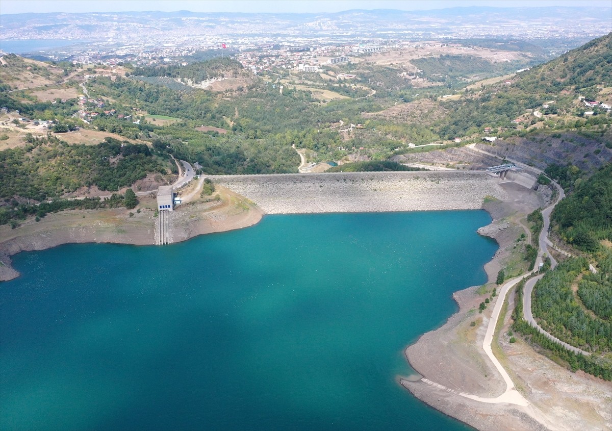 Kocaeli'nin içme suyu ihtiyacının büyük kısmını karşılayan Yuvacık Barajı'ndaki su seviyesi yüzde...