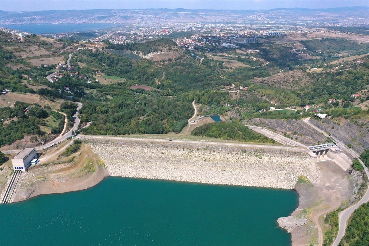 Kocaeli'nin içme suyu ihtiyacının büyük kısmını karşılayan Yuvacık Barajı'ndaki su seviyesi yüzde...