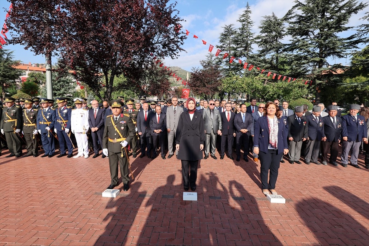 Afyonkarahisar'da 30 Ağustos Zafer Bayramı ve Türk Silahlı Kuvvetleri Günü dolayısıyla tören...