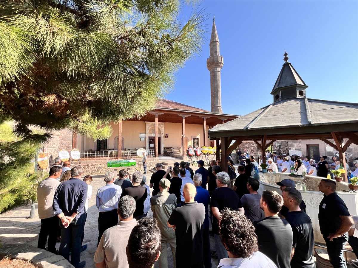 Ankara'da önceki gün vefat eden Ankara Üniversitesi Dil ve Tarih Coğrafya Fakültesi Klasik...